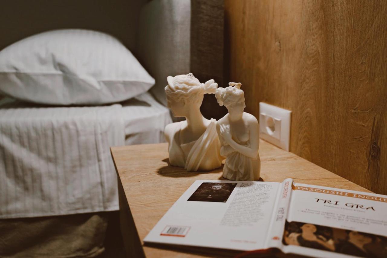 Sol Hotel Shkodër エクステリア 写真