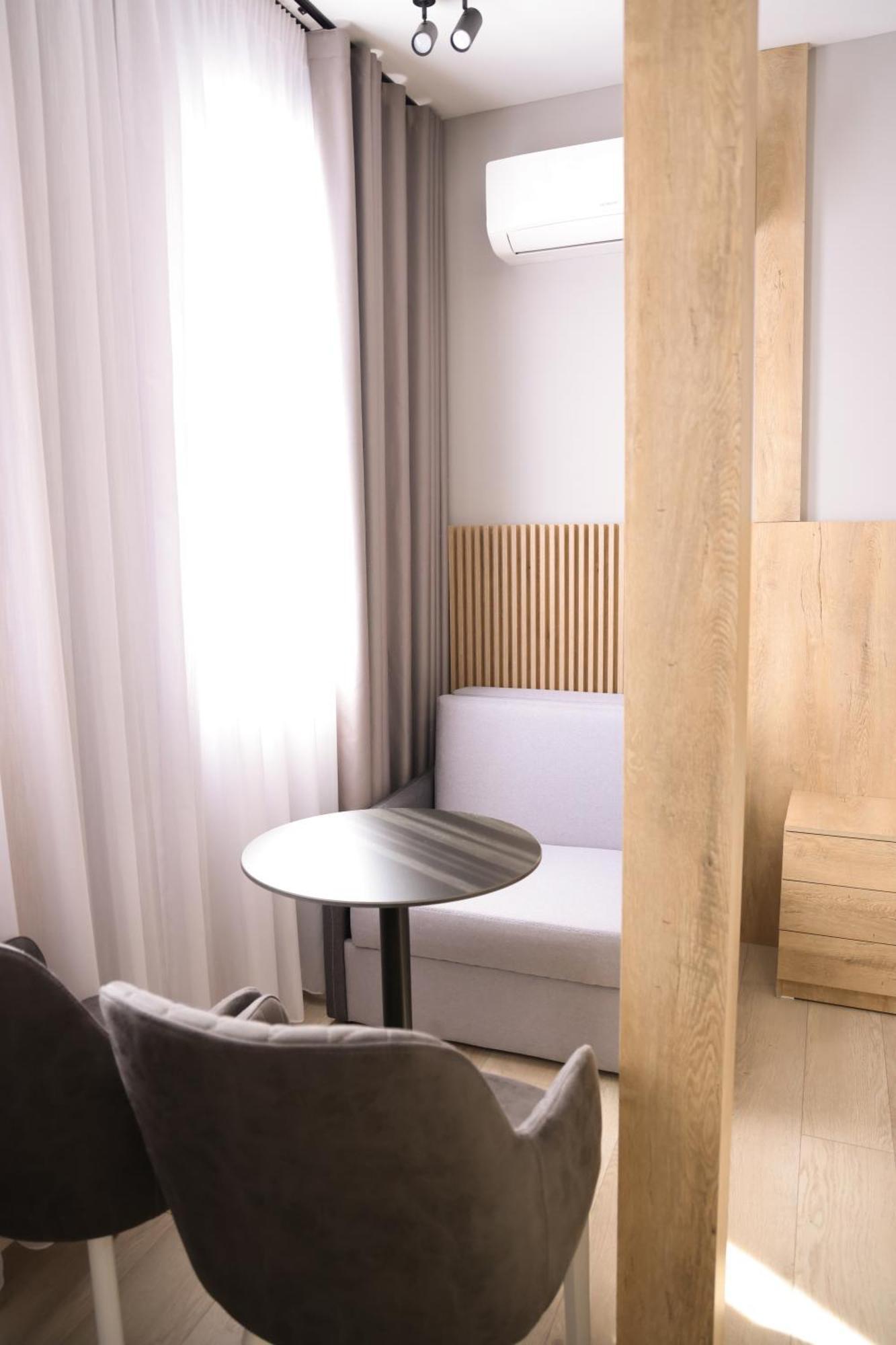 Sol Hotel Shkodër エクステリア 写真