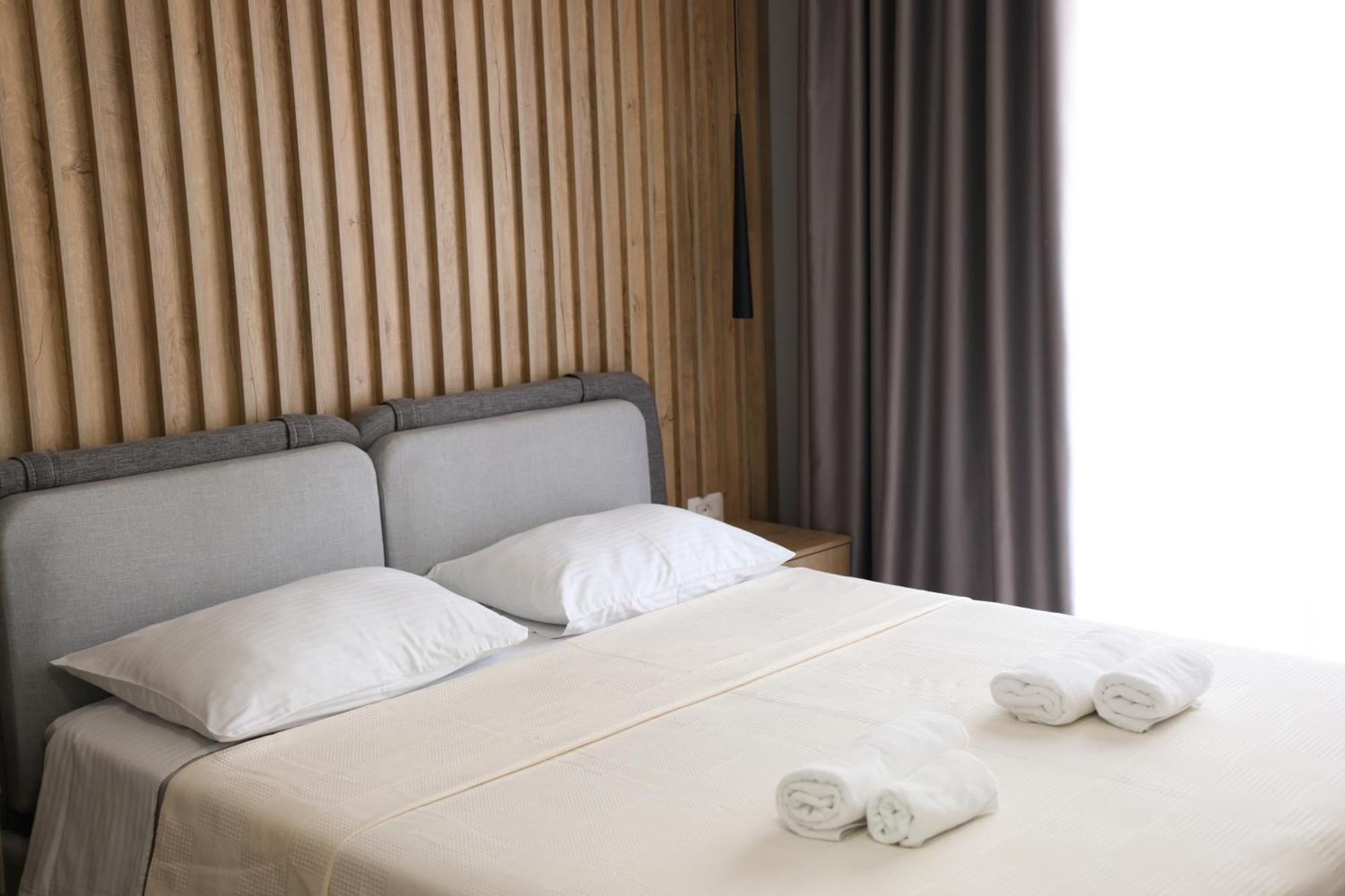 Sol Hotel Shkodër エクステリア 写真